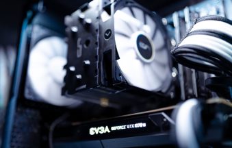 pexels-mediocrememories-2225617